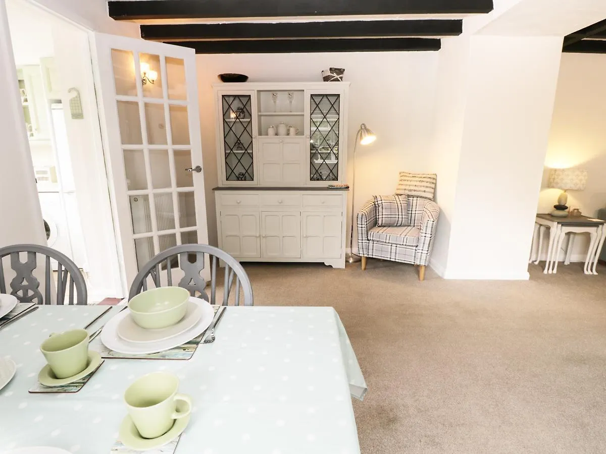 Cobble Cottage Хорнси 0*,