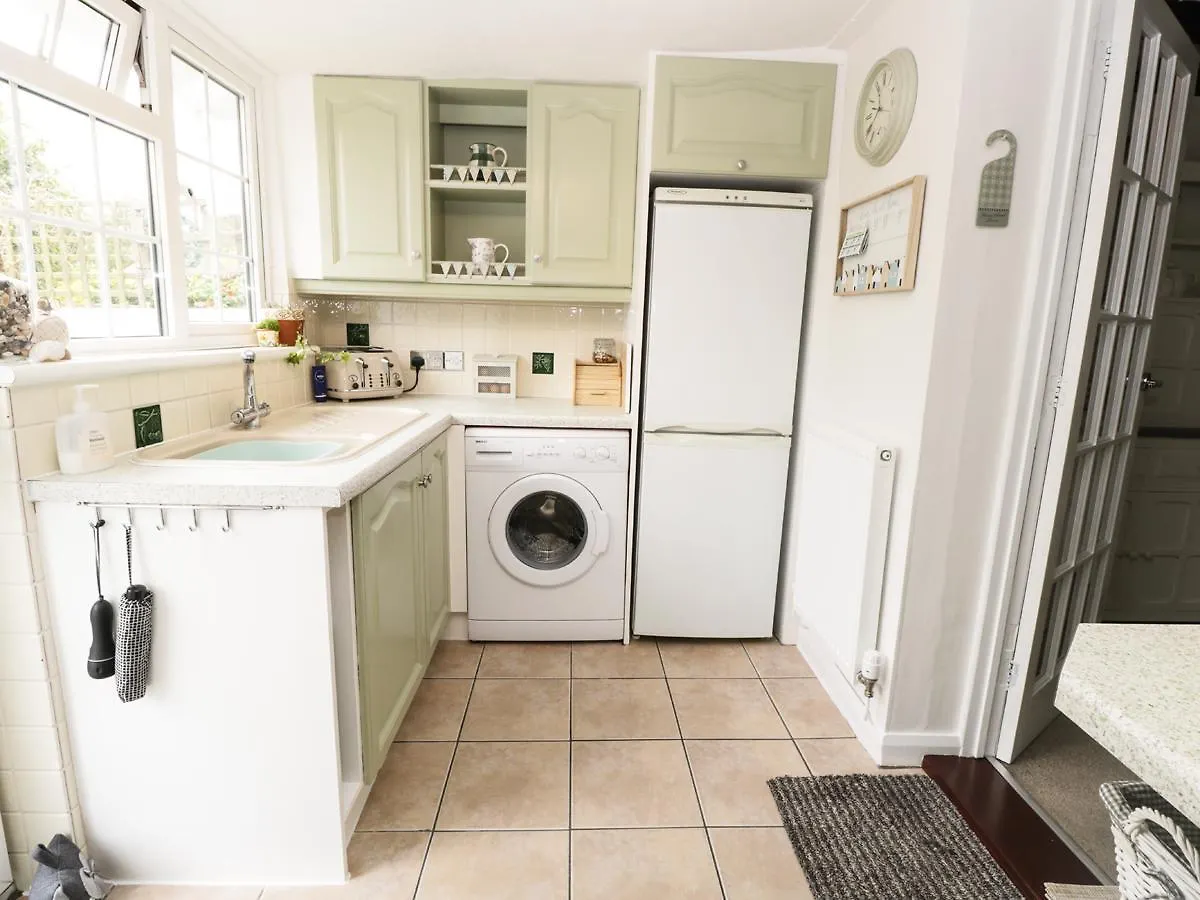 Cobble Cottage Hornsea 0*,